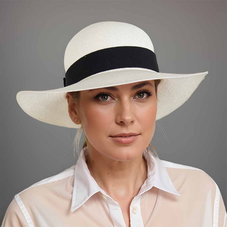 Women's straw hats